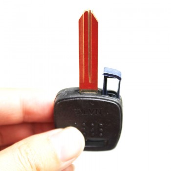 Nissan A33 transponder key shell  